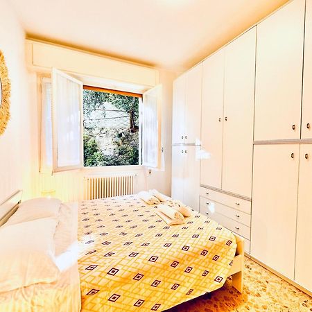 Hostdomus - Cozy Corner Near The Sea Apartment Finale Ligure Exterior photo
